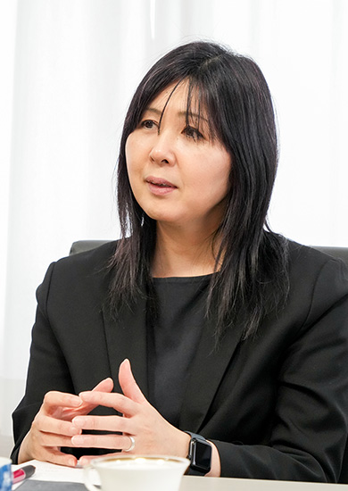 事務長 吉田若菜さん