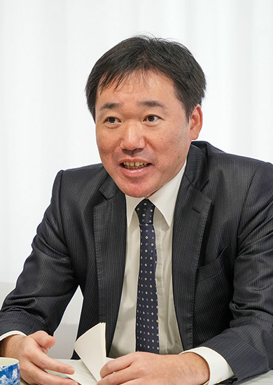 総務部庶務課課長 矢口貴雄さん